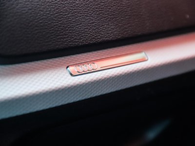 Audi Q2 16 30 TDI 116 S-tronic Business line   - 31