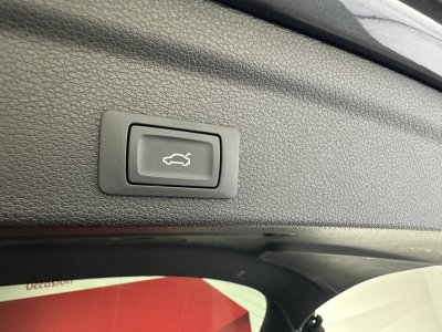 Audi Q3 Sportback 45 TFSIe 245 ch S tronic 6 S line   - 9