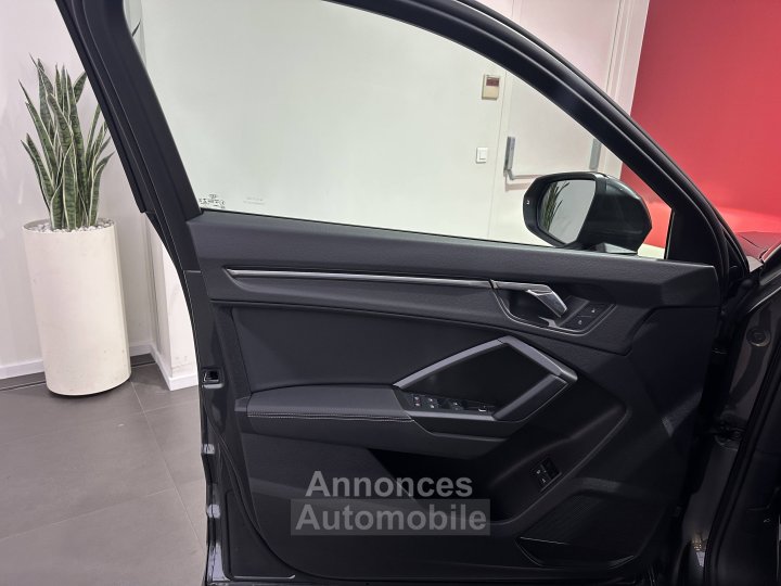 Audi Q3 Sportback 45 TFSIe 245 ch S tronic 6 S line - 12