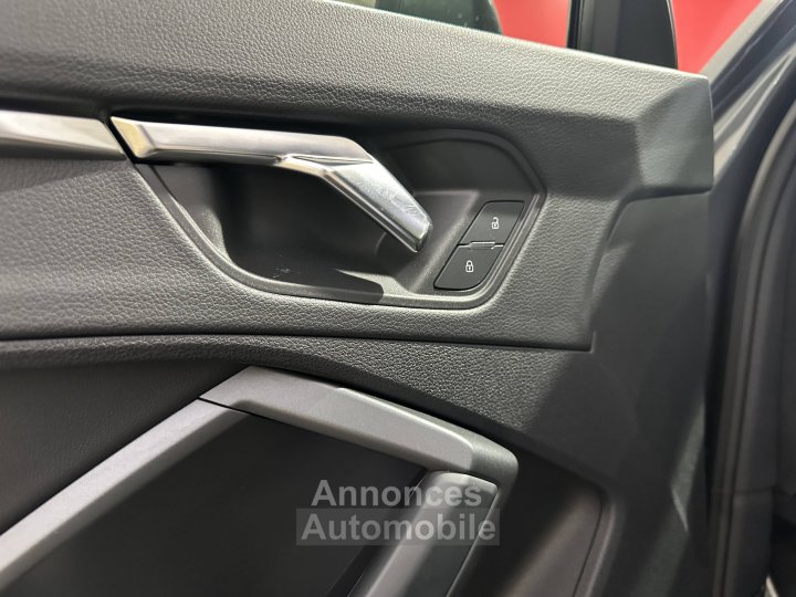 Audi Q3 Sportback 45 TFSIe 245 ch S tronic 6 S line - 14