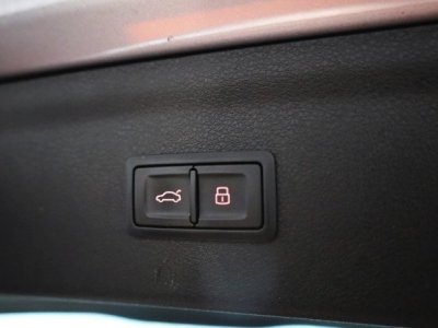 Audi Q3 20 TDI 150CH AMBIENTE QUATTRO S TRONIC 7   - 9