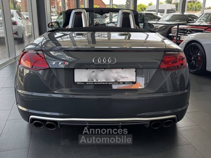 Audi TTS Roadtser III 20 TFSI 310ch quattro S tronic 6 - 4