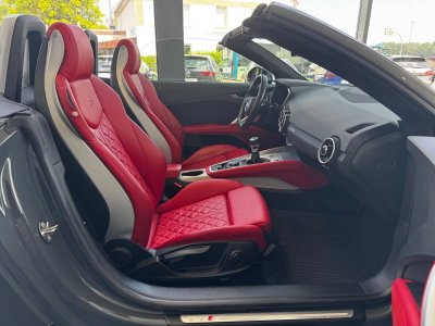 Audi TTS Roadtser III 20 TFSI 310ch quattro S tronic 6   - 7