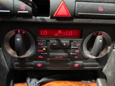 Audi A3 18i TFSI Ambition - 17