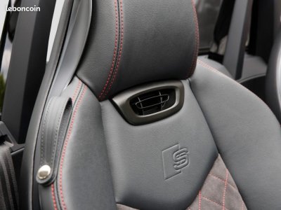Audi TT Roadster 45 TFSI quattro S line compétition M   - 5