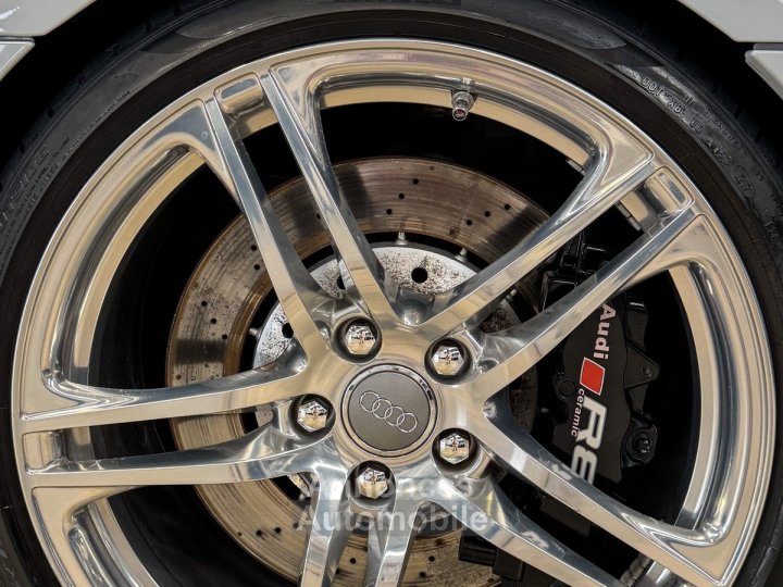 Audi R8 Spyder V10 52 FSI QUATTRO R-Tronic / 577 CV / CONFIG RARE - 20