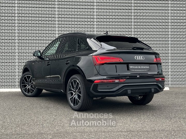 Audi Q5 Sportback 50 TFSIe 299 S tronic 7 Quattro S line - 4