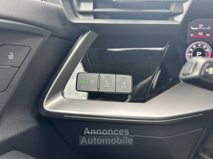 Audi A3 Sportback 40 TFSIe 204 S tronic 6 Design Luxe - 65