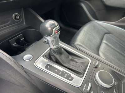 Audi Q2 16 TDi S tronic   - 18