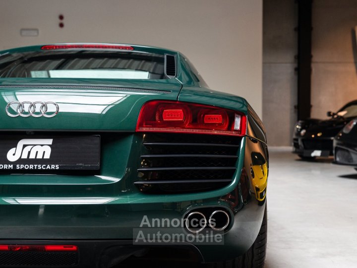 Audi R8 V8 42L Coupe Manuelle - 10