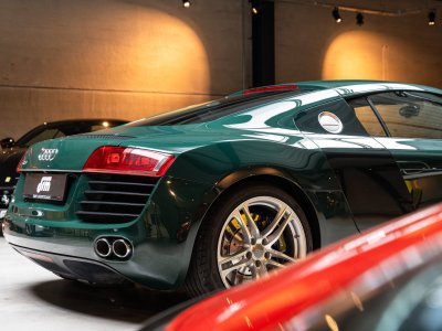 Audi R8 V8 42L Coupe Manuelle   - 12