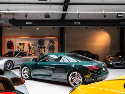 Audi R8 V8 42L Coupe Manuelle   - 13