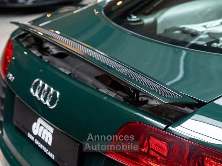 Audi R8 V8 42L Coupe Manuelle - 17