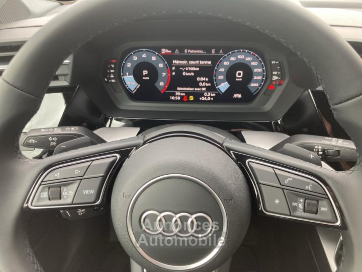 Audi A3 Sportback 15 35 TFSI - 150 - BV S-Tronic 7 8Y Business Executive PHASE 2 - 11