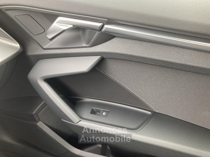 Audi A3 Sportback 15 35 TFSI - 150 - BV S-Tronic 7 8Y Business Executive PHASE 2 - 17