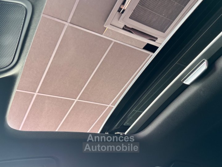 Audi RS3 BERLINE DAZA 400 ch 25 TFSi S tronic 7 Quattro ~ Toit Ouvrant ~ Bang Olufsen ~ Pack RS - 24