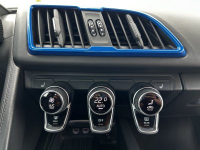 Audi R8 Spyder 52 V10 FSI 610CH PLUS QUATTRO S TRONIC 7   - 12