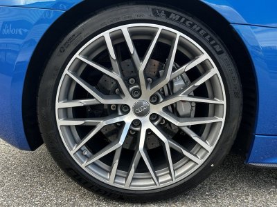 Audi R8 Spyder 52 V10 FSI 610CH PLUS QUATTRO S TRONIC 7   - 17
