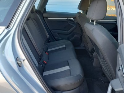 Audi A3 Sportback 40 TFSIe 204 S tronic 6 Design 1ER MAIN   - 14