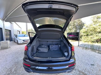 Audi Q3 Sportback 45 TFSIe 245 ch S tronic 6 S line/ Toit ouvrant / Camera de recul / Pack esthétique noir   - 9