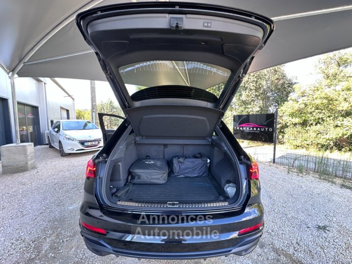 Audi Q3 Sportback 45 TFSIe 245 ch S tronic 6 S line/ Toit ouvrant / Camera de recul / Pack esthétique noir - 9