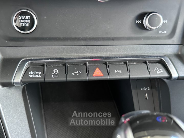 Audi Q3 Sportback 45 TFSIe 245 ch S tronic 6 S line/ Toit ouvrant / Camera de recul / Pack esthétique noir - 27