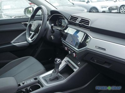 Audi Q3 TFSI e S line 45 e S S tronic Navi   - 3