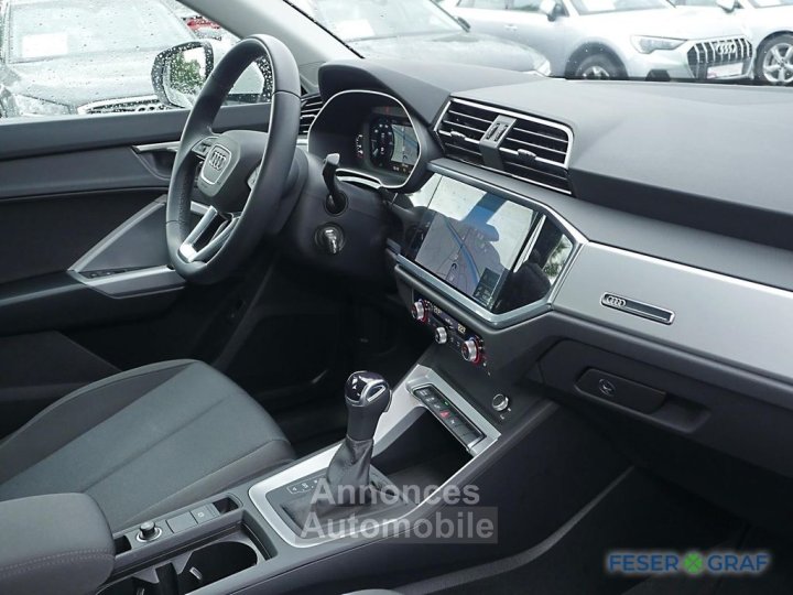 Audi Q3 TFSI e S line 45 e S S tronic Navi - 3