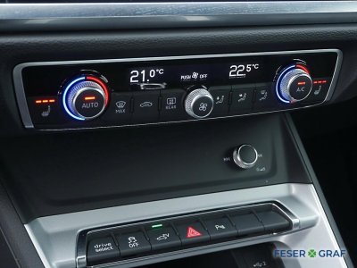 Audi Q3 TFSI e S line 45 e S S tronic Navi   - 8