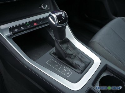 Audi Q3 TFSI e S line 45 e S S tronic Navi   - 9