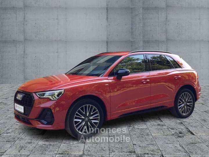Audi Q3 35 TFSI S LINE LED NAV AHK GRA SHZ - 1