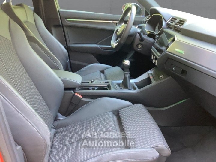 Audi Q3 35 TFSI S LINE LED NAV AHK GRA SHZ - 11