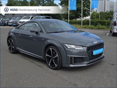 Audi TT Coup%C3%A9 S Line Selection PDC SHZ B O   - 3