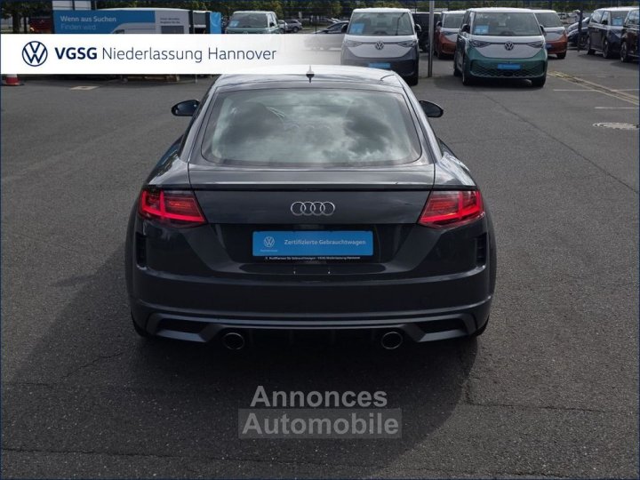 Audi TT Coup%C3%A9 S Line Selection PDC SHZ B O - 6