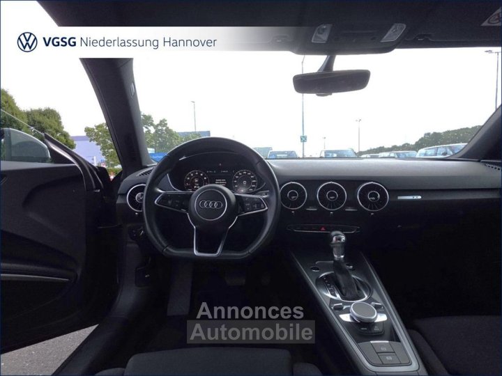 Audi TT Coup%C3%A9 S Line Selection PDC SHZ B O - 9