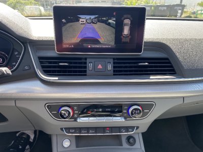 Audi Q5 20 TDI 190 S tronic 7 Quattro Design Luxe   - 8