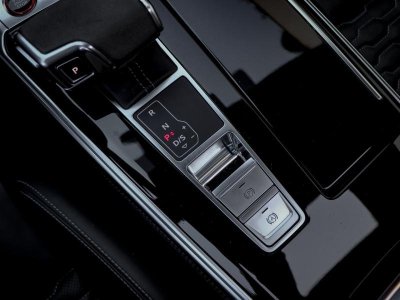 Audi RS6 Avant 40 V8 TFSI 600ch quattro tiptronic 53cv   - 17