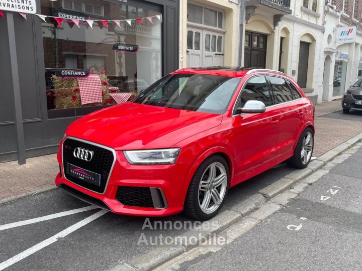 Audi RS Q3 25 TFSI 310 ch Quattro S tronic 7 / CAMERA DE RECUL / TOIT OUVRANT - 9