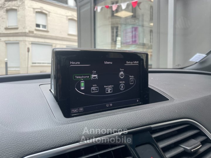 Audi RS Q3 25 TFSI 310 ch Quattro S tronic 7 / CAMERA DE RECUL / TOIT OUVRANT - 32