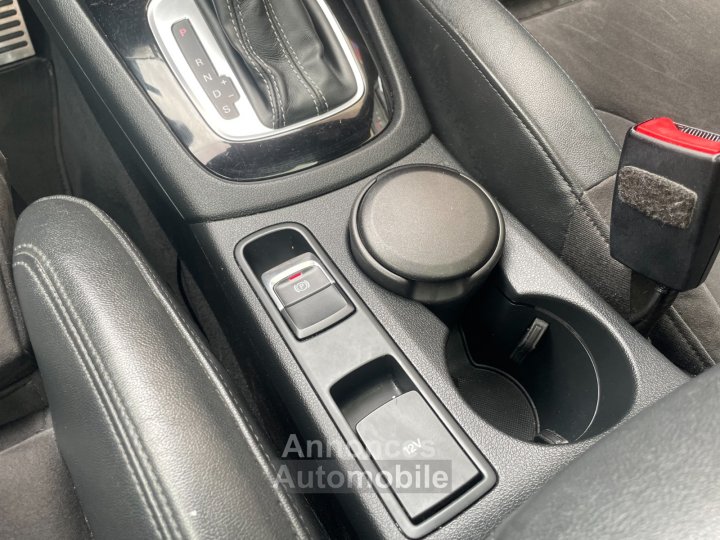 Audi RS Q3 25 TFSI 310 ch Quattro S tronic 7 / CAMERA DE RECUL / TOIT OUVRANT - 36
