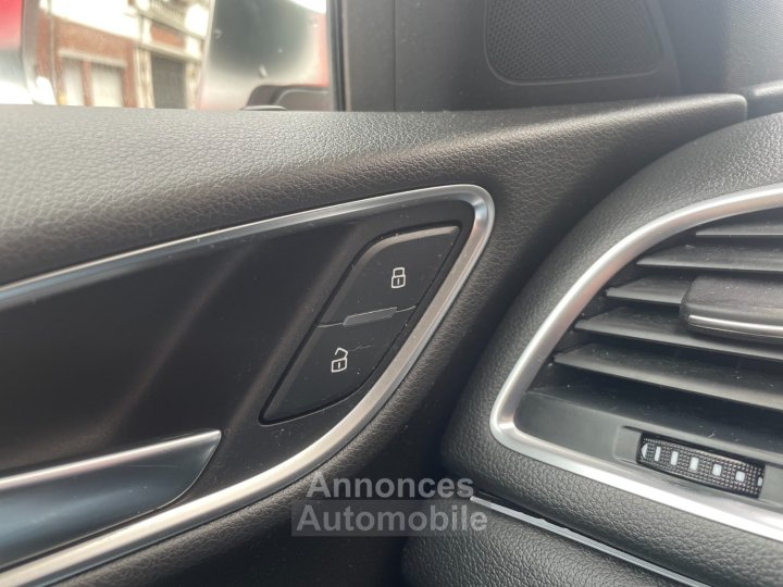 Audi RS Q3 25 TFSI 310 ch Quattro S tronic 7 / CAMERA DE RECUL / TOIT OUVRANT - 40