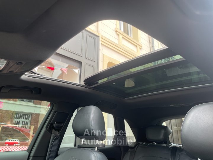 Audi RS Q3 25 TFSI 310 ch Quattro S tronic 7 / CAMERA DE RECUL / TOIT OUVRANT - 42
