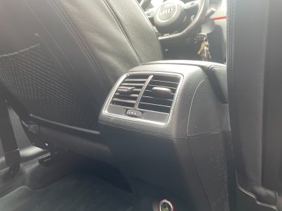 Audi RS Q3 25 TFSI 310 ch Quattro S tronic 7 / CAMERA DE RECUL / TOIT OUVRANT   - 48