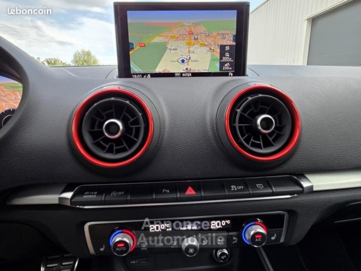 Audi S3 SPORTBACK 20 TFSI 300 S-TRONIC Toit pano Siege Cobra BO - 17