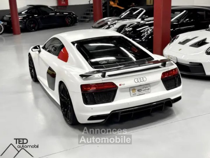 Audi R8 V10 Plus Quattro 610cv - 8