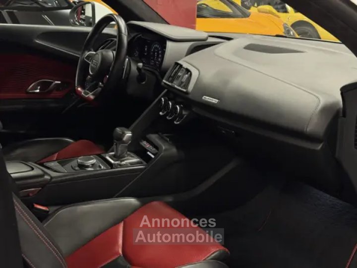 Audi R8 V10 Plus Quattro 610cv - 15