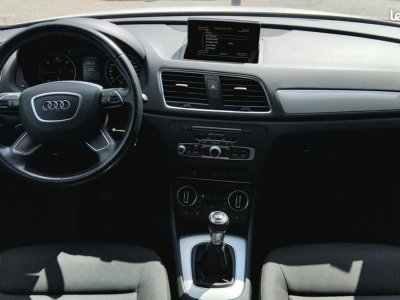 Audi Q3 20 TDI 150 ULTRA AMBIENTE   - 3