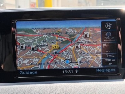 Audi Q3 20 TDI 150 ULTRA AMBIENTE   - 8
