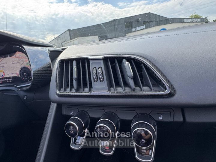 Audi R8 II 52 V10 FSI 540ch quattro S tronic 7 - 15
