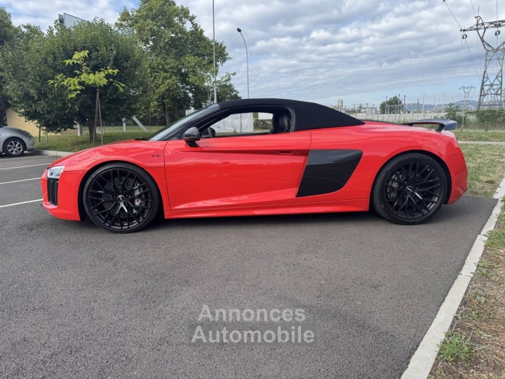 Audi R8 II 52 V10 FSI 540ch quattro S tronic 7 - 24